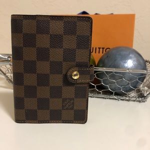Authentic Louis Vuitton agenda pm Damier